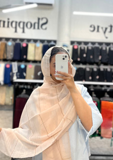 شال حریر ویسکوز رنگ گلبهی روشن