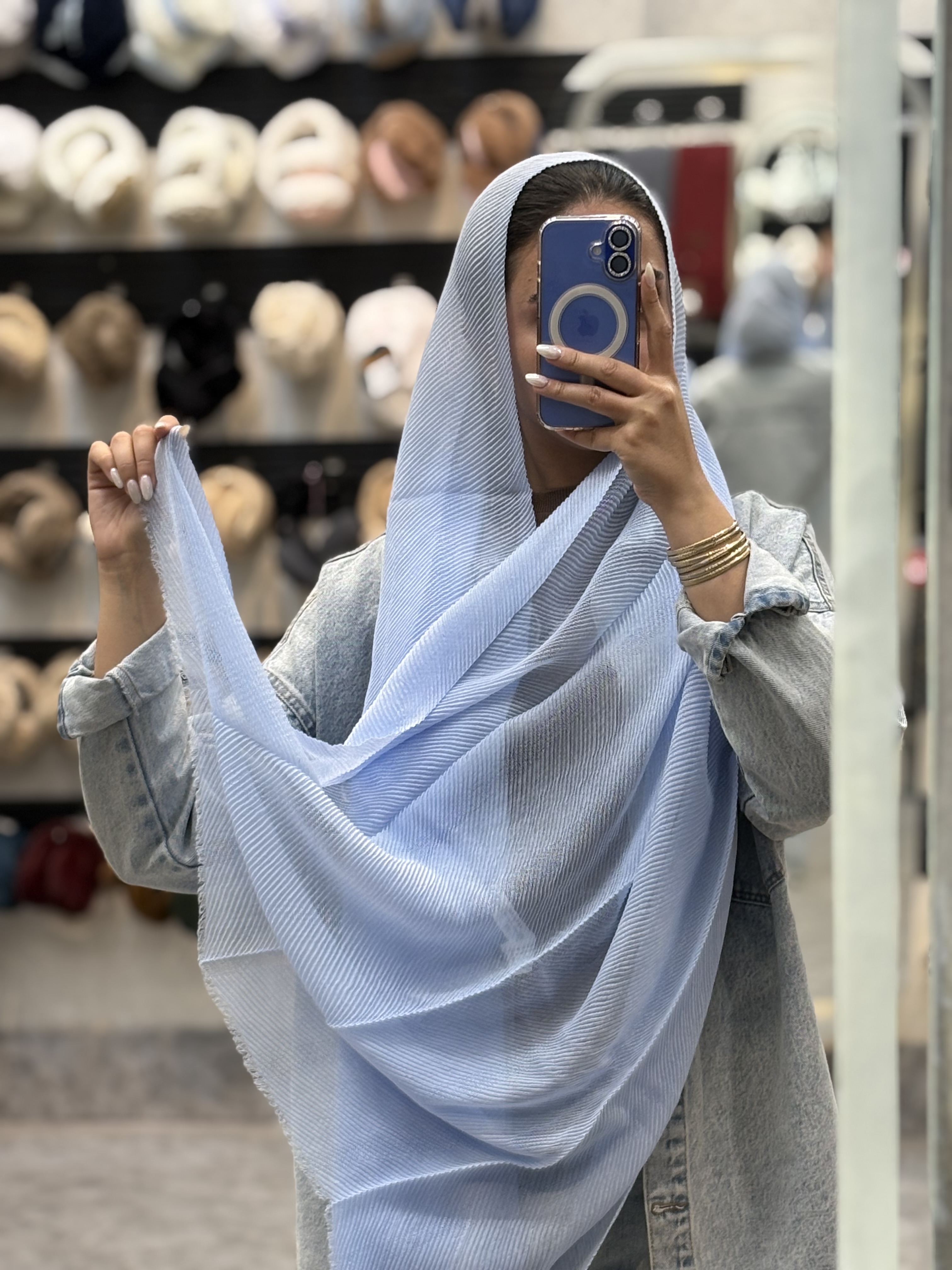 شال پلیسه سوپر نخ آبی روشن